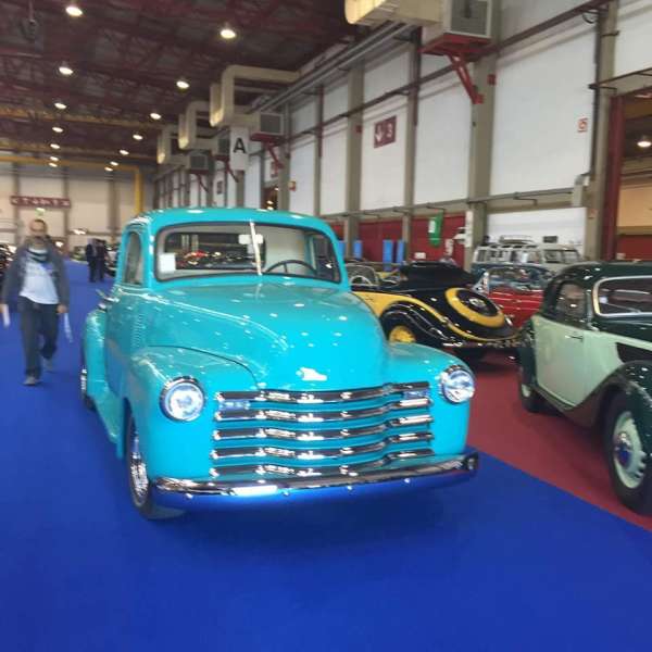 Pick up 1953 motors v8