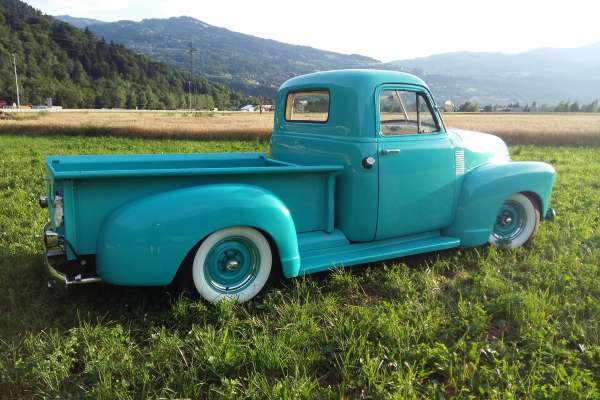 Chevrolet truck 3100 1953  VENDU Motors V8