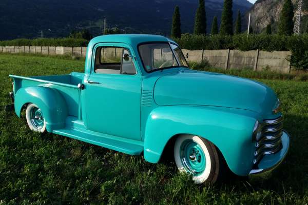 Chevrolet truck 3100 1953  VENDU Motors V8