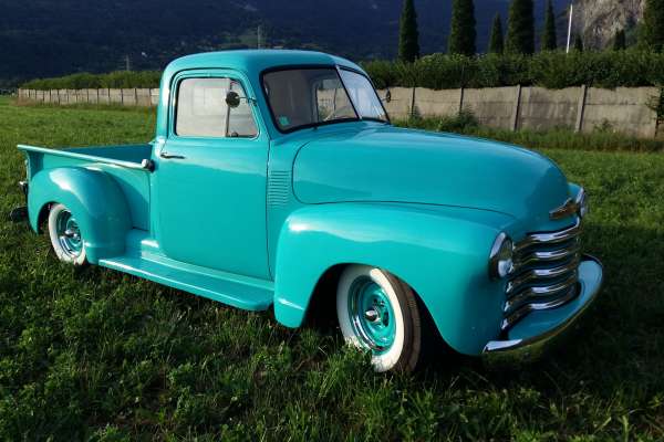 Chevrolet truck 3100 1953  VENDU Motors V8