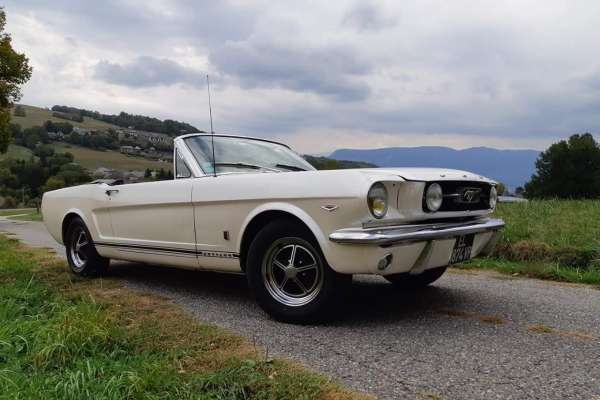 Ford Mustang GT  VENDU Motors V8