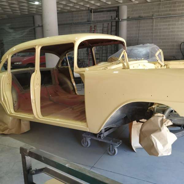 Projet restauration Chevrolet bel air 1956  motors v8