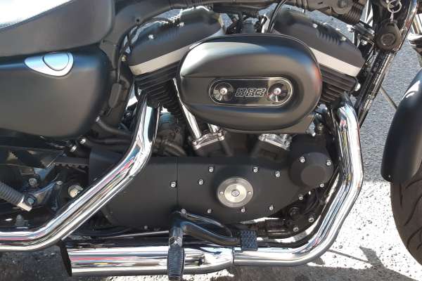 Harley Davidson Sporster     VENDU Motors V8