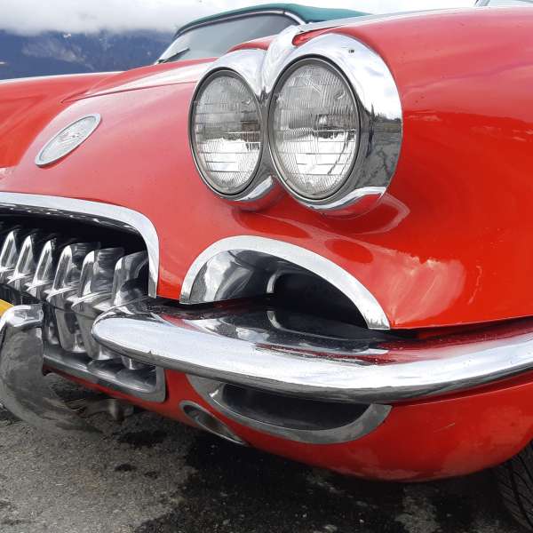 IMPORT Chevrolet Corvette 1959  motors v8