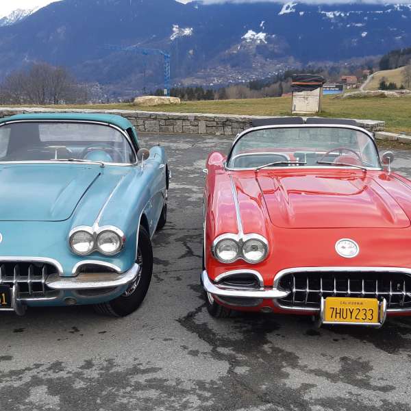 IMPORT Chevrolet Corvette 1959  motors v8