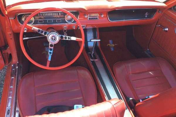fORD Mustang 1965 Convertible  VENDU Motors V8