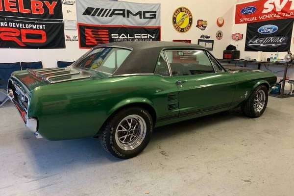 Ford Mustang 1967  VENDU Motors V8