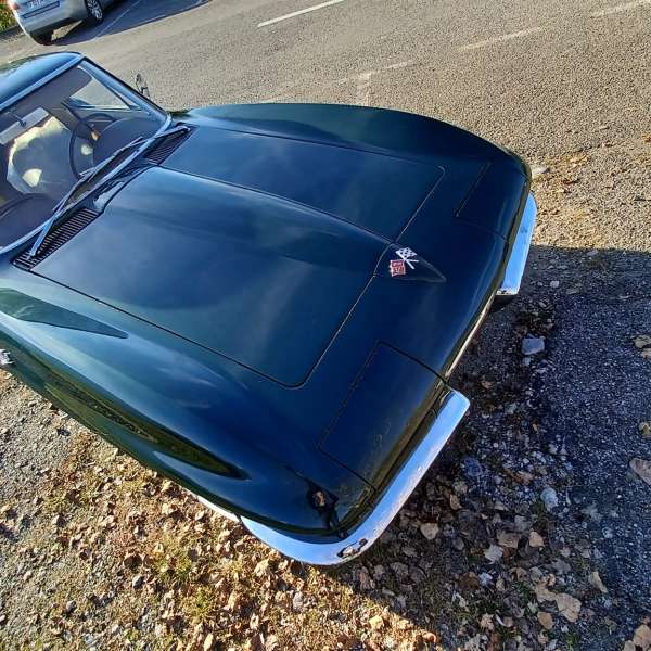 Chevrolet Corvette C2 1965 motors v8