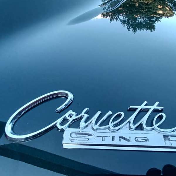 Chevrolet Corvette C2 1965 motors v8