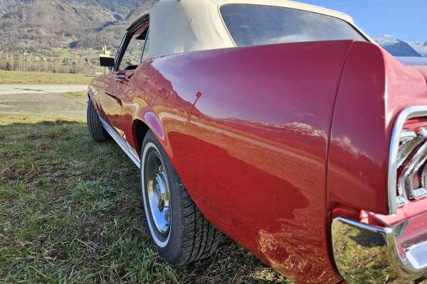 Ford Mustang 1967 Convertible  Motors V8