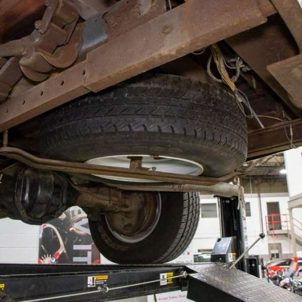 Entretien toutes marque USA  Ford Dodge Cadillac Chevrolet Chrysler Buick Oldsmobile Pontiac motors v8