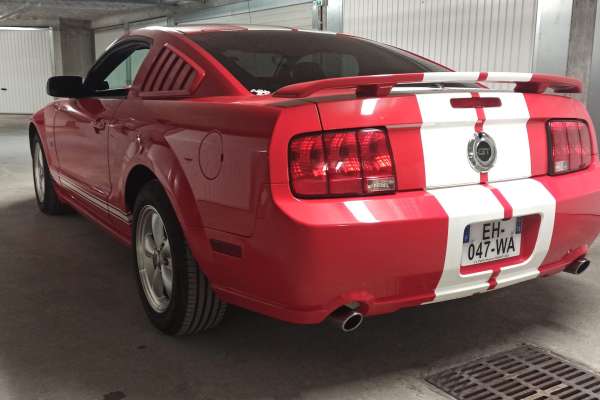 FORD Mustang 2006 Motors V8