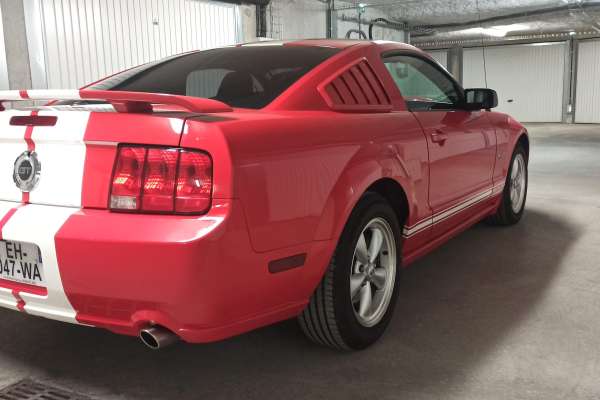 FORD Mustang 2006 Motors V8