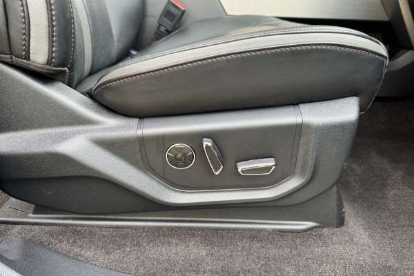 Marque : Ford F 150  V6 3.5l  Année :  2019 Motors V8