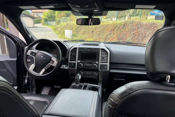 Marque : Ford F 150  V6 3.5l  Année :  2019 Motors V8