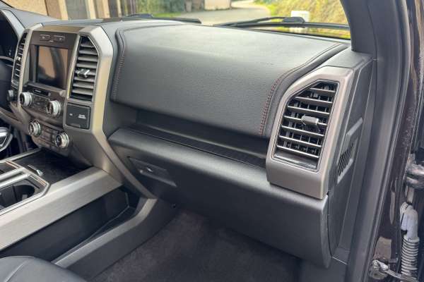 Marque : Ford F 150  V6 3.5l  Année :  2019 Motors V8