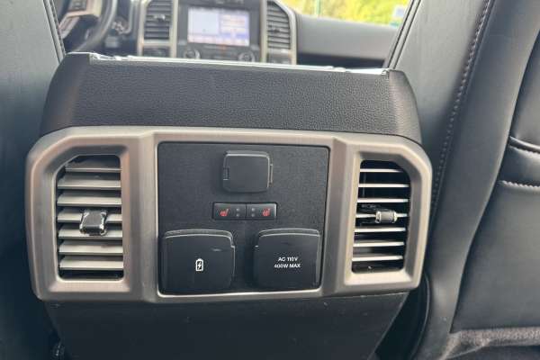 Marque : Ford F 150  V6 3.5l  Année :  2019 Motors V8