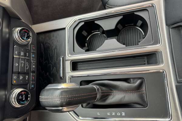 Marque : Ford F 150  V6 3.5l  Année :  2019 Motors V8