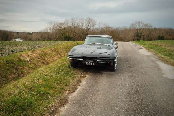 Chevrolet Corvette 1965 Motors V8