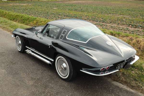 Chevrolet Corvette 1965 Motors V8