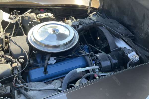 Chevrolet Corvette 1978 Motors V8